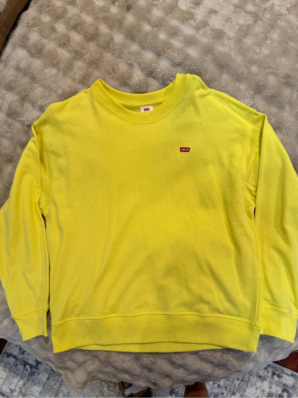 Levi's Men's Bright Yellow Crewneck Sweatshirt